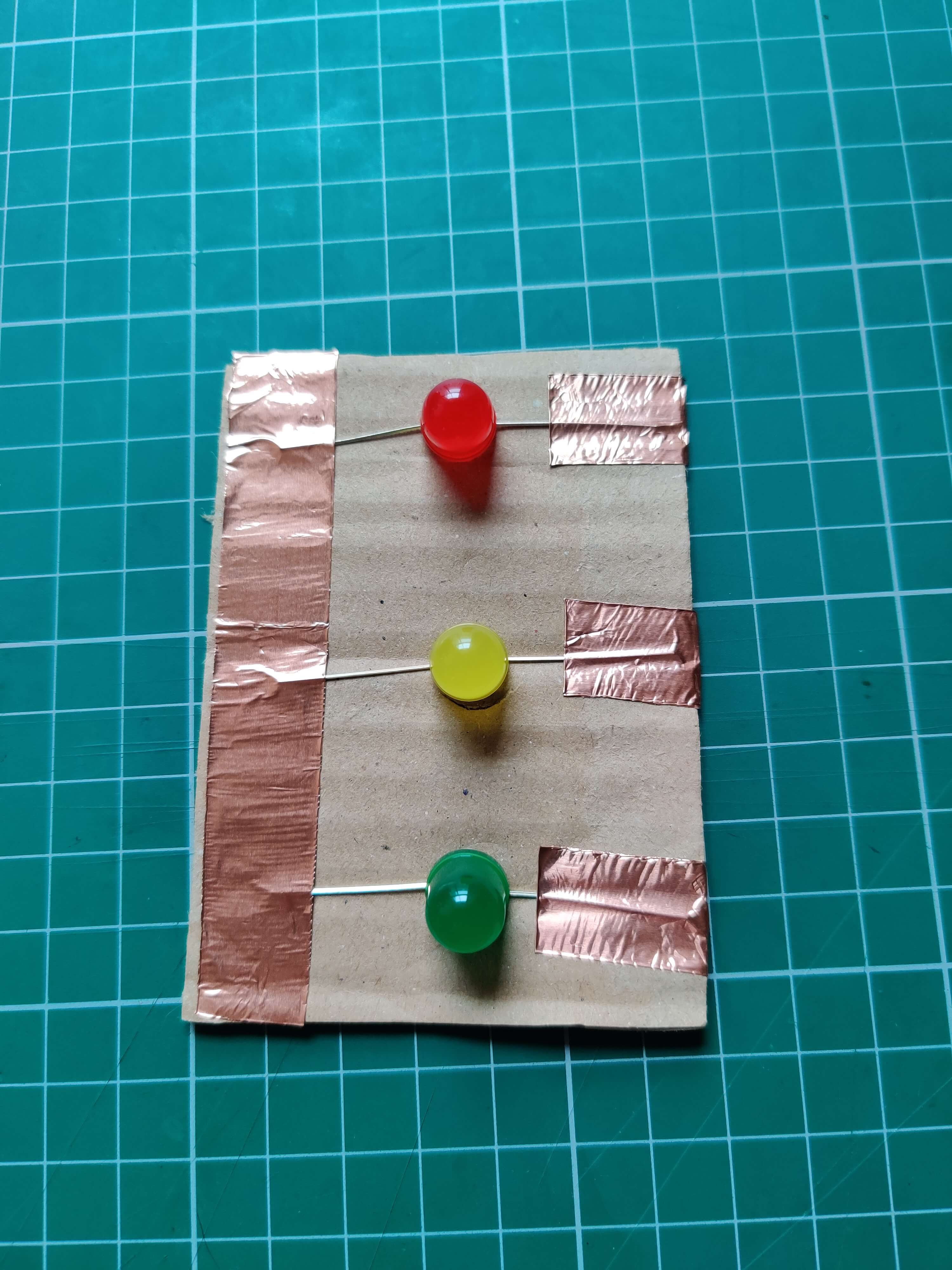 carboard traffic lights